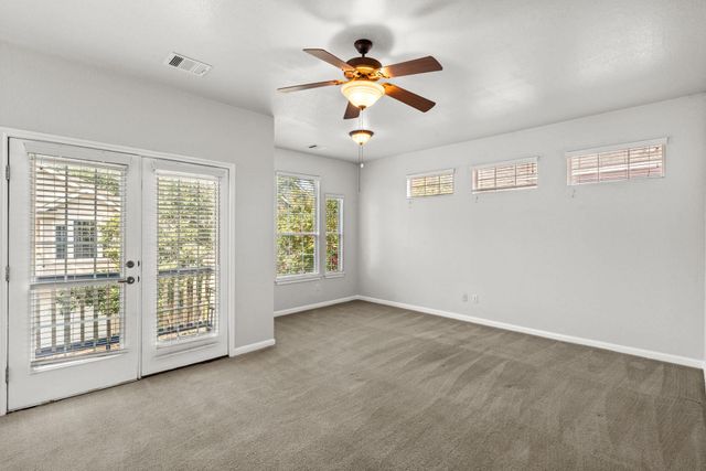 6704 Menchaca RD 42, Austin, TX 78745