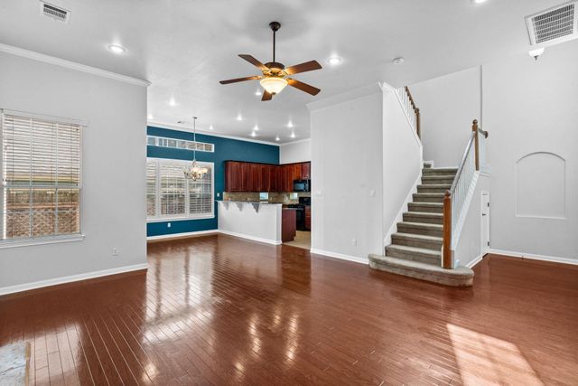 6704 Menchaca RD 42, Austin, TX 78745
