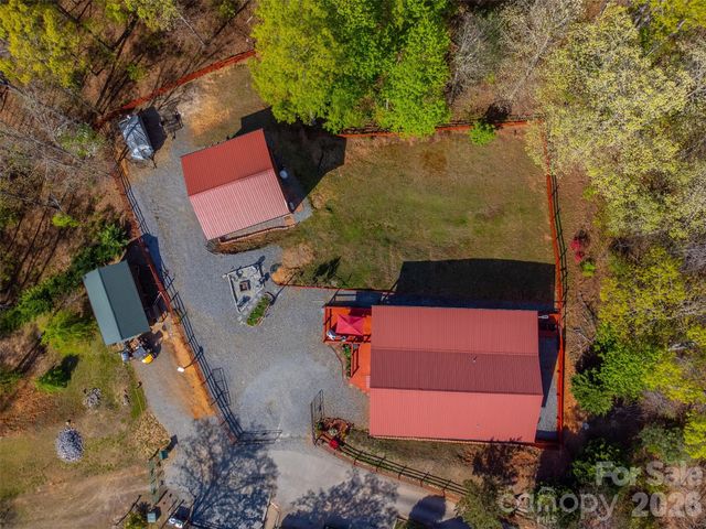30 Sleepy Bear Ridge, Whittier, NC 28789