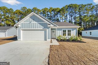 1072 Cottage Way, Darien, GA 31305