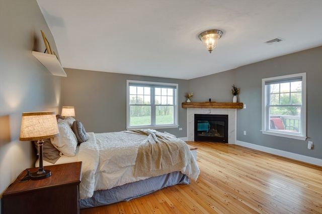 3 Walters Dr, Oxford, MA 01540