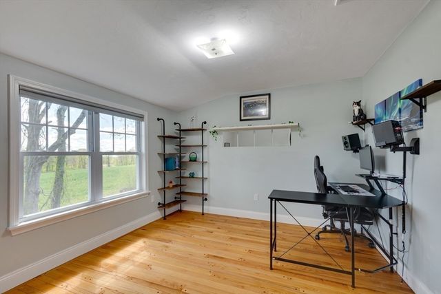 3 Walters Dr, Oxford, MA 01540