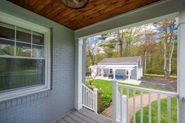3 Walters Dr, Oxford, MA 01540
