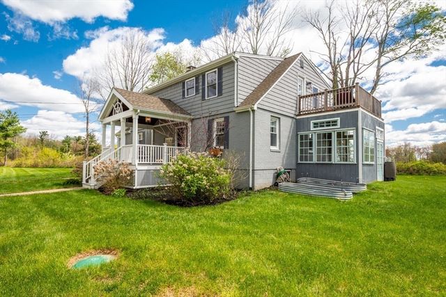 3 Walters Dr, Oxford, MA 01540