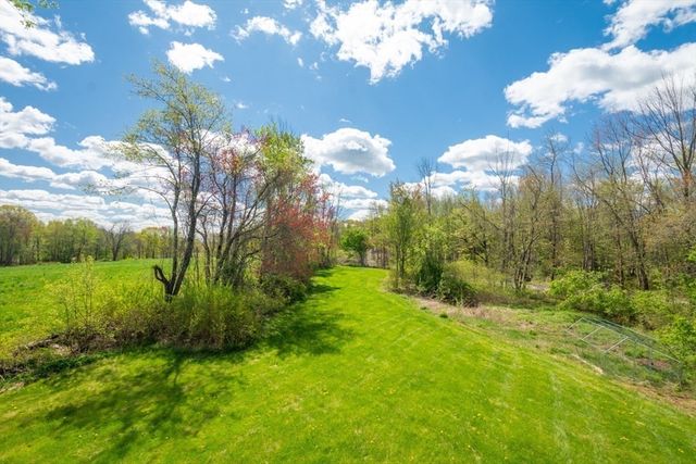 3 Walters Dr, Oxford, MA 01540