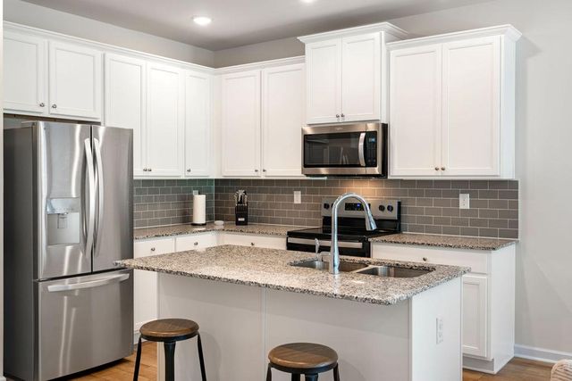 295 Regent Park, Hoschton, GA 30548
