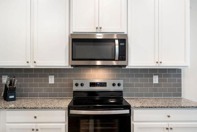 295 Regent Park, Hoschton, GA 30548