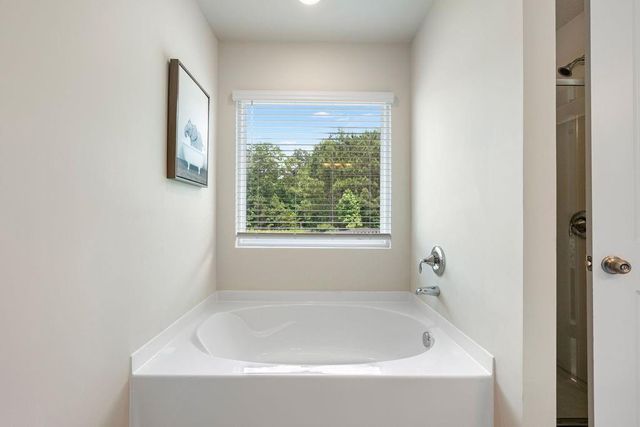 295 Regent Park, Hoschton, GA 30548