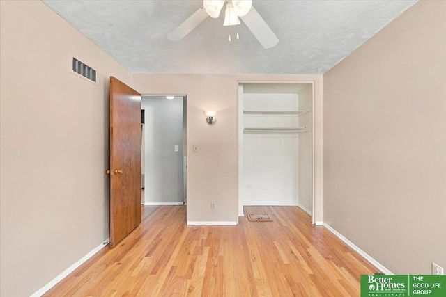 9804 Ruggles Street, Omaha, NE 68134