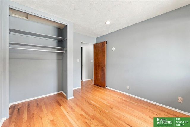 9804 Ruggles Street, Omaha, NE 68134