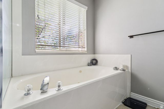 1699 W 2115 S, Syracuse, UT 84075