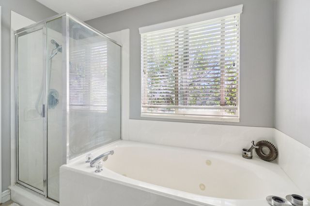 1699 W 2115 S, Syracuse, UT 84075