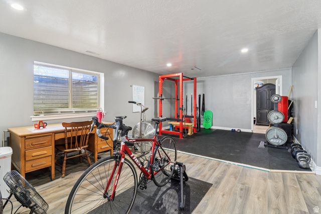 1699 W 2115 S, Syracuse, UT 84075