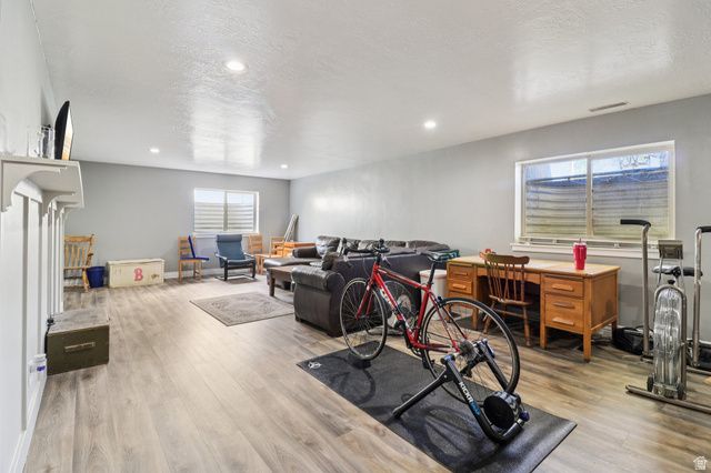 1699 W 2115 S, Syracuse, UT 84075