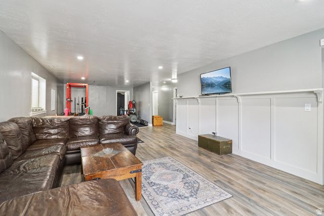 1699 W 2115 S, Syracuse, UT 84075