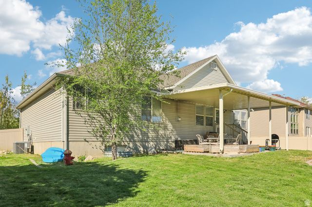 1699 W 2115 S, Syracuse, UT 84075