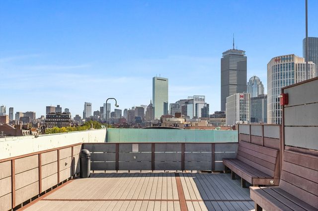 466 Commonwealth Ave 305, Boston, MA 02215