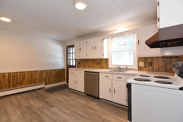 3 Holly Lane, Londonderry, NH 03053