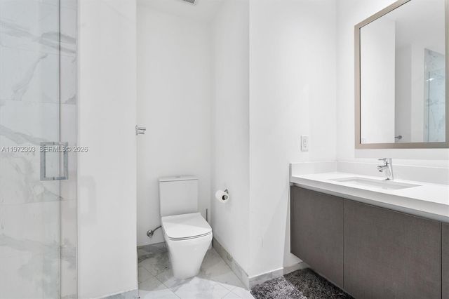 851 NE 1st Ave 1712, Miami, FL 33132