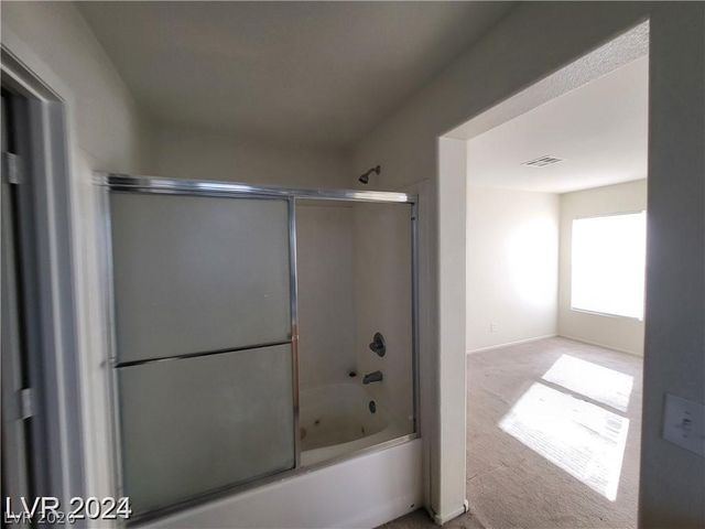 4202 Mango Tree Court, Las Vegas, NV 89115