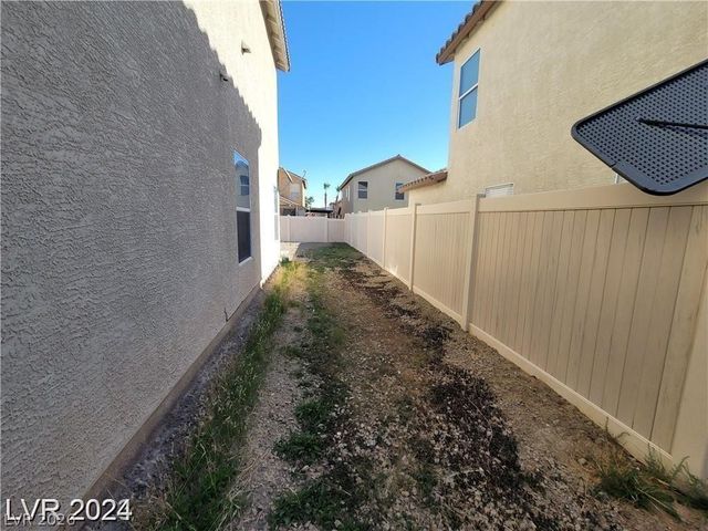 4202 Mango Tree Court, Las Vegas, NV 89115