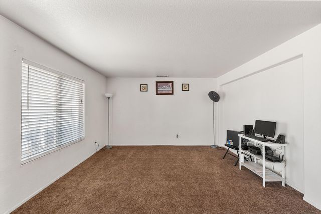 16029 White Mountain Place, Victorville, CA 92394