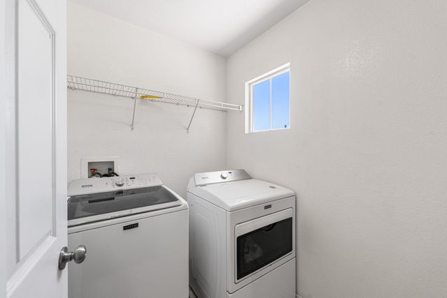 16029 White Mountain Place, Victorville, CA 92394