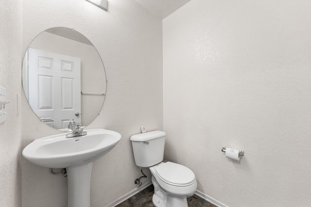 16029 White Mountain Place, Victorville, CA 92394