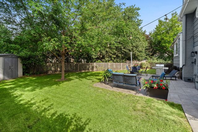 1630 Imperial Drive, Glenview, IL 60026