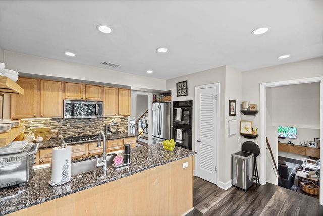 1630 Imperial Drive, Glenview, IL 60026