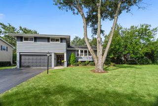 1630 Imperial Drive, Glenview, IL 60026