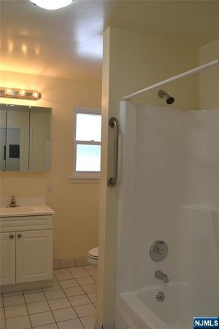110 Midland Avenue 16A, Midland Park, NJ 07432