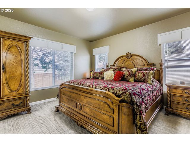 835 Se 1ST Ave 12, Canby, OR 97013