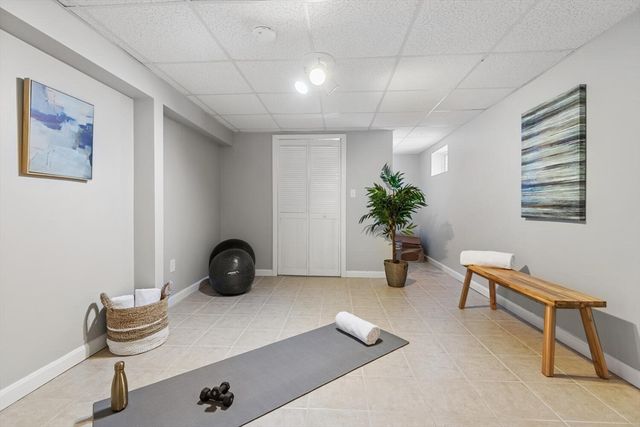 72 Grassland St, Lexington, MA 02420