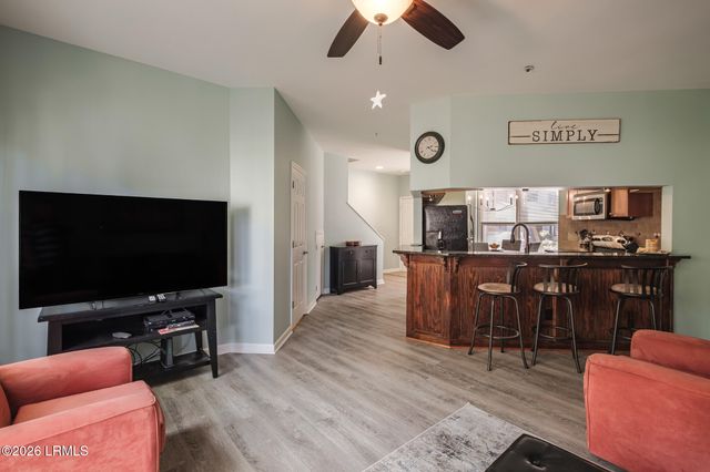 19 Lemoyne Ave Apt 58, Hilton Head Island, SC 29928