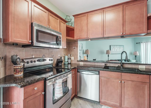 19 Lemoyne Ave Apt 58, Hilton Head Island, SC 29928