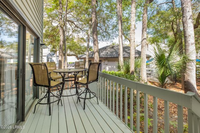 19 Lemoyne Ave Apt 58, Hilton Head Island, SC 29928
