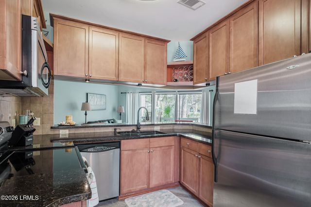 19 Lemoyne Ave Apt 58, Hilton Head Island, SC 29928