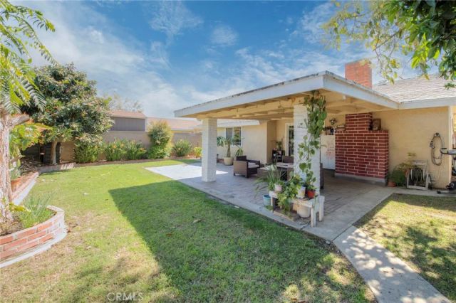 10241 Flora Vista Street, Bellflower, CA 90706