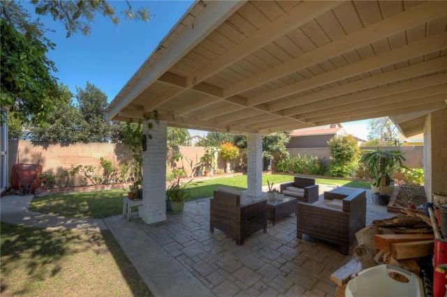 10241 Flora Vista Street, Bellflower, CA 90706