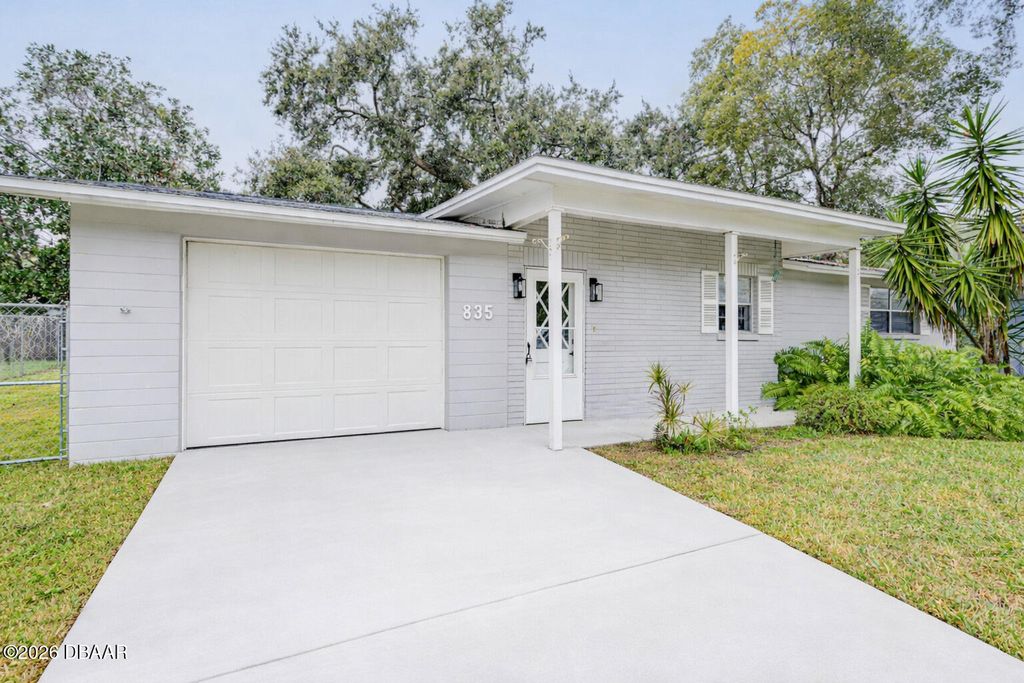 835 5th Street, Port Orange, FL 32129