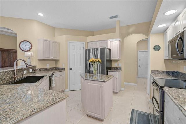 4422 MCINTOSH LAKE AVENUE, Sarasota, FL 34233