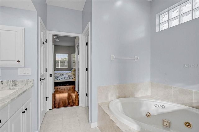 4422 MCINTOSH LAKE AVENUE, Sarasota, FL 34233