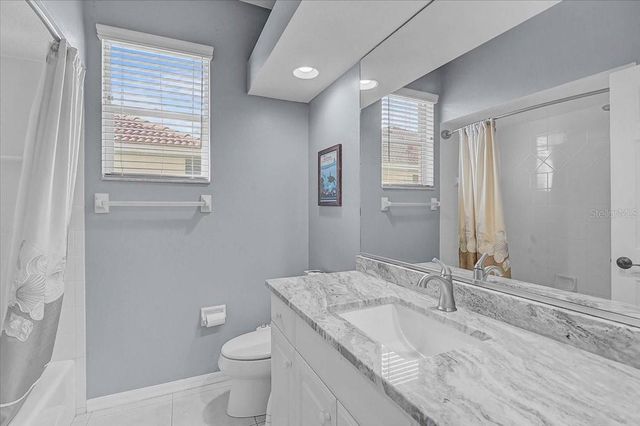 4422 MCINTOSH LAKE AVENUE, Sarasota, FL 34233