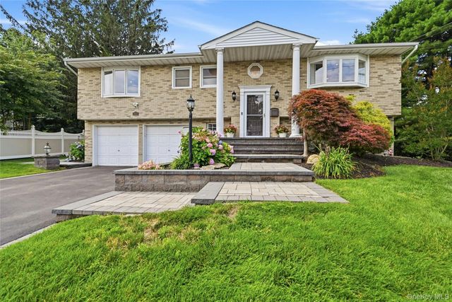 94 Ellensue Drive, Deer Park, NY 11729
