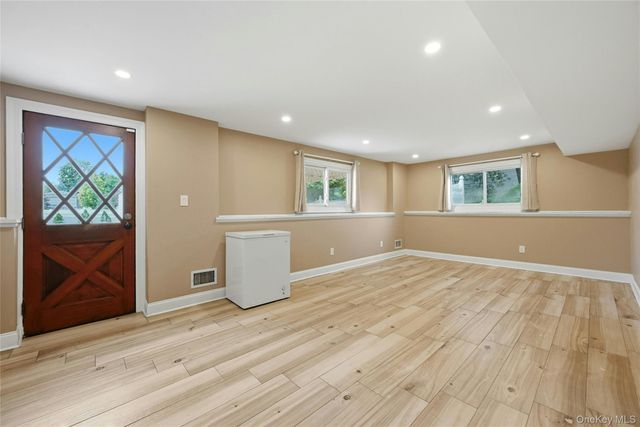 94 Ellensue Drive, Deer Park, NY 11729