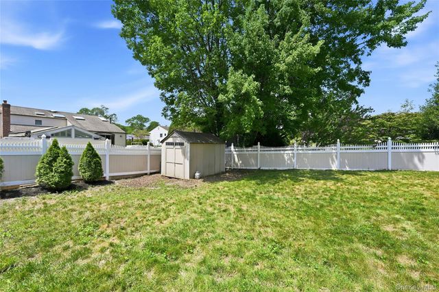 94 Ellensue Drive, Deer Park, NY 11729