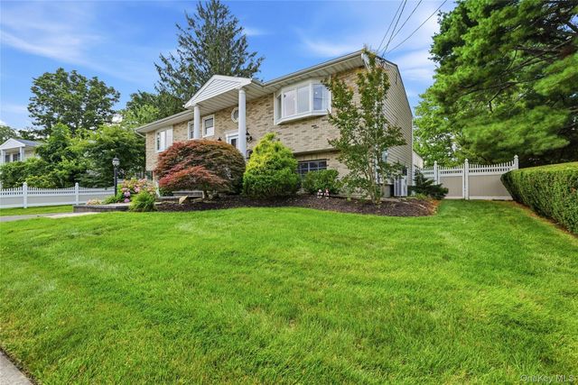 94 Ellensue Drive, Deer Park, NY 11729