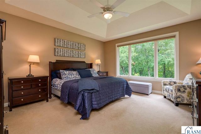 233 Woodhill Court, Mankato, MN 56001