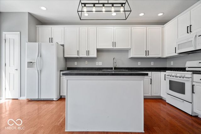 15344 Mystic Rock Drive, Carmel, IN 46033